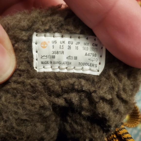 SOLD Timberland Snow Boots - Picture 5 of 6